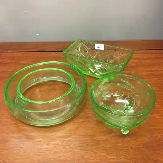 Selection Of Vintage Green Depression Glass Items
