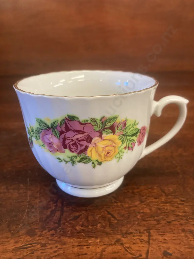 Vintage Regent China English Rose Dinnerware, 8x Duo's, 8x Coffee Cups, 7x 25cm Dinner Plates, 7x Bowls, 3x Small Plates Image 1++