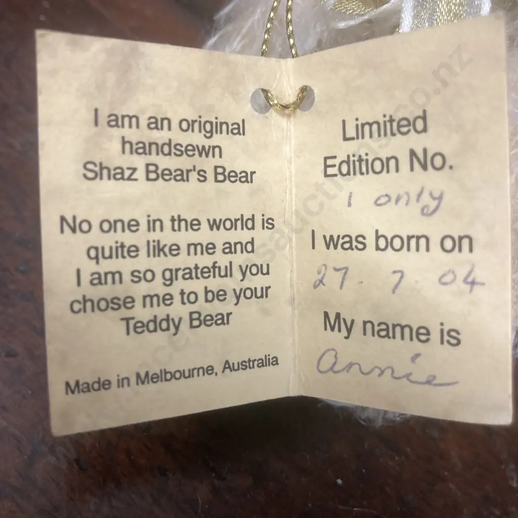 Rare Vintage Shaz Bear's Bear  - Annie, One Of A Kind Handsewn Collectable With Original Swing Tag. 12cm Image 1++