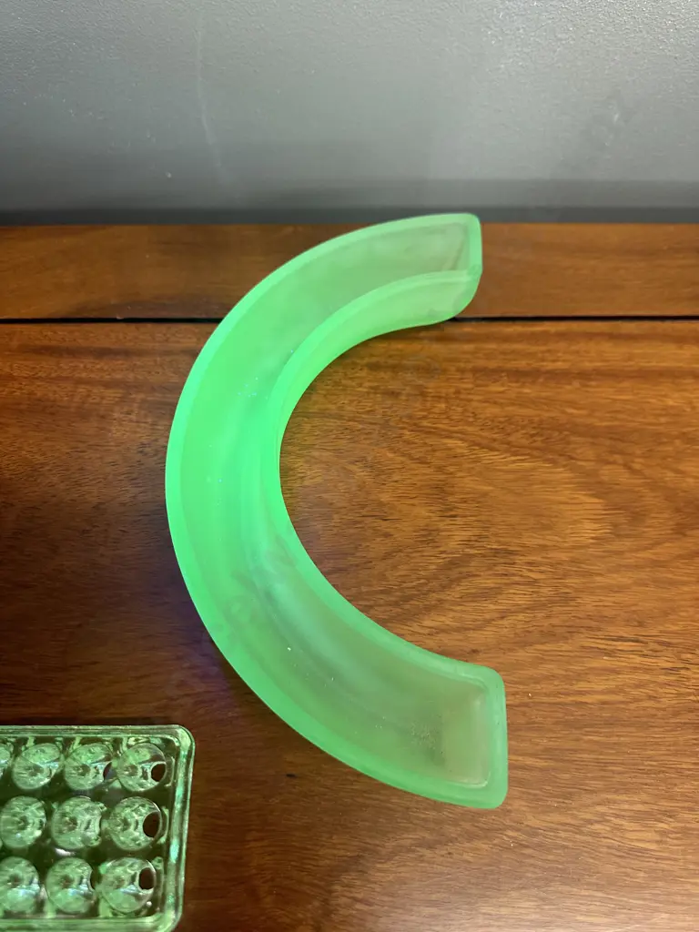 Uranium Glass Horse Shoe Vase & Frog Image 1++
