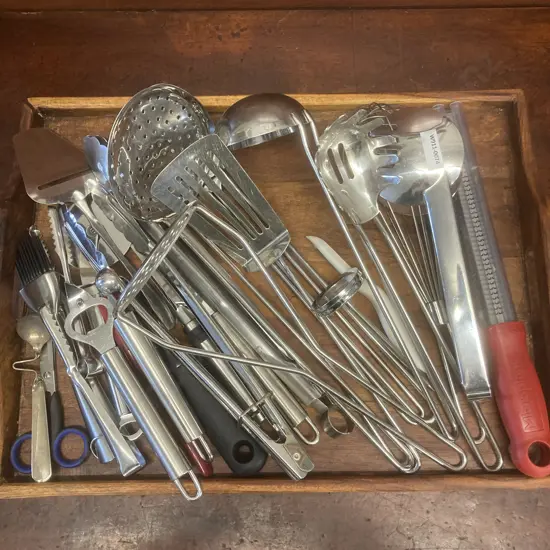 Assorted Kitchen Utensils