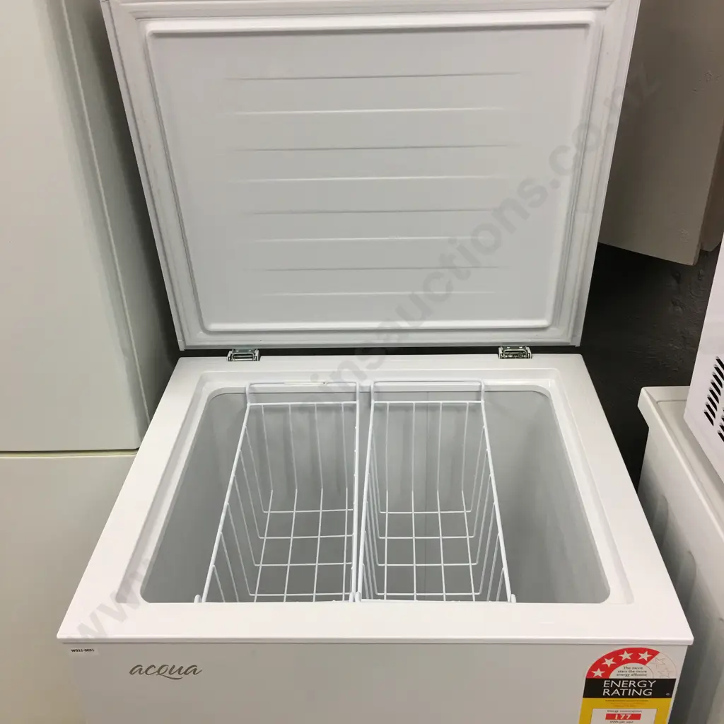 Acqua 145 Litre Chest Freezer, Model GY-NE15C Image 1++