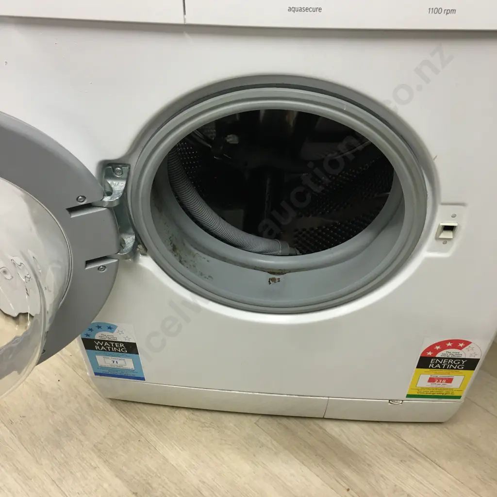 Bosch Maxx 7Kg Front Loader Washing Machine, Model WAE22462AU Image 1++