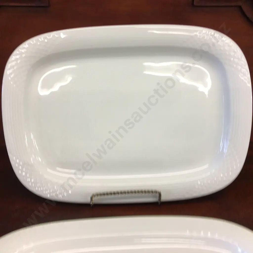 Pair Of Large Hutschenreuther White Serving Dishes Image 1++
