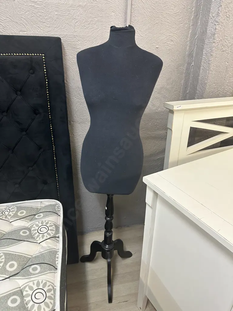 Vintage Woman Model Dress Form On a Black Wooden Stand. H142cm Image 1++