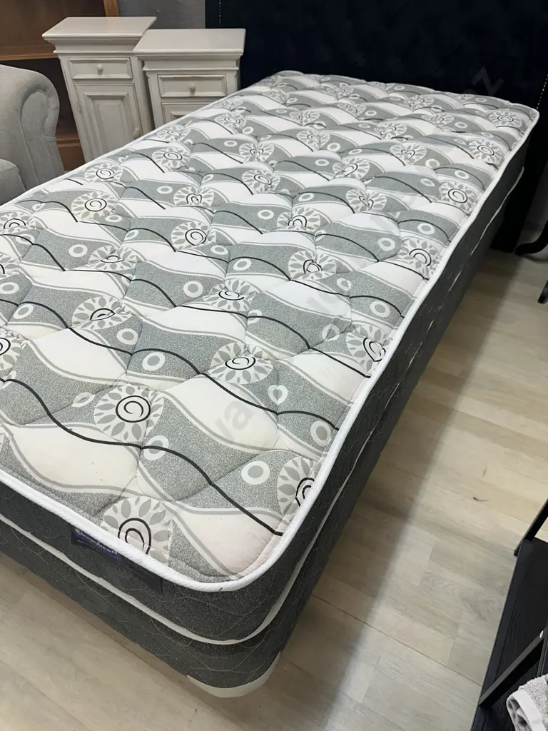 King Single Sleepyhead Epic Rest Mattress & Base Image 1++