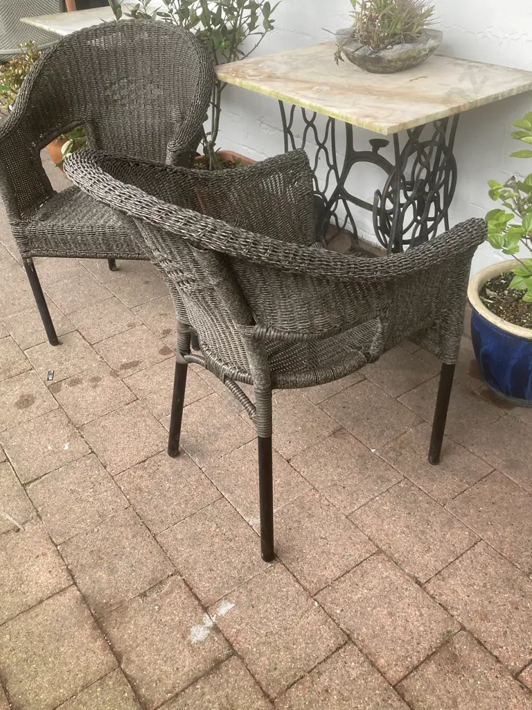 Pair of Wicker Weave Conservatory Armchairs, Stacking Image 1++