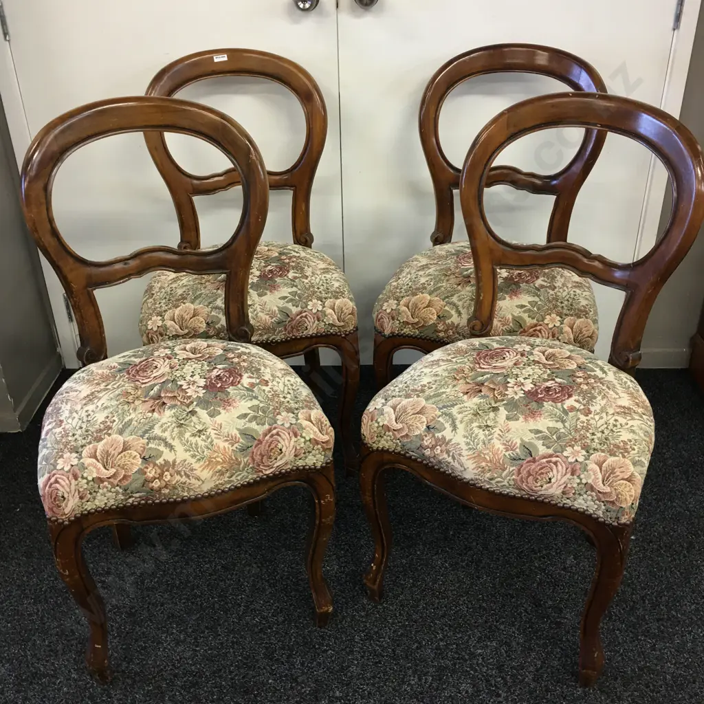 Set of Four Antique Mahogany Balloon Back Side / Dining Chairs Image 1++