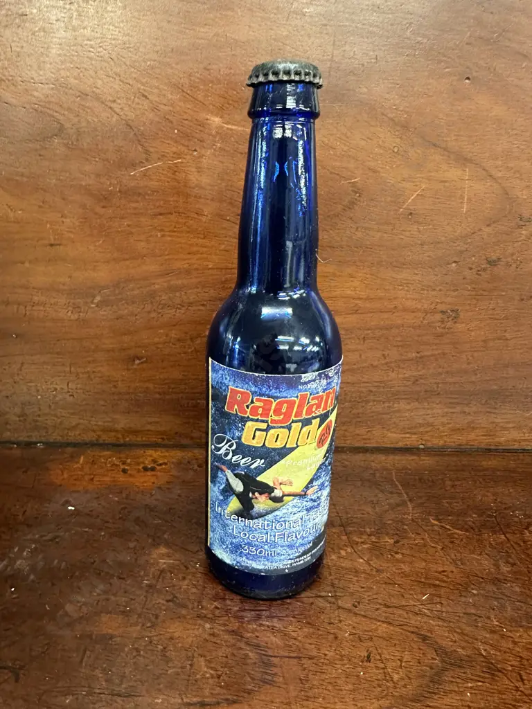 Vintage Raglan Gold Beer Blue Bottle 330ml Image 1++