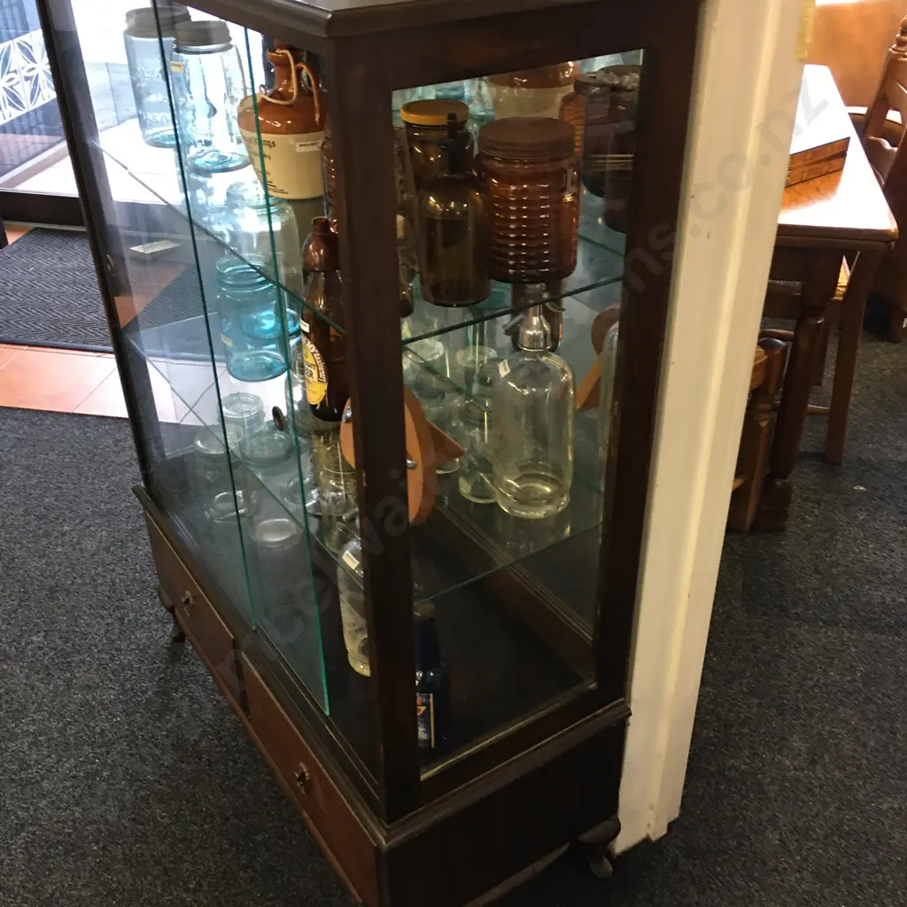 Queen Anne Style China Display Cabinet, Mirror Back, 2 Adj Glass Shelves, 2 Drawers At Base. H130 W92 D40cm Image 1++