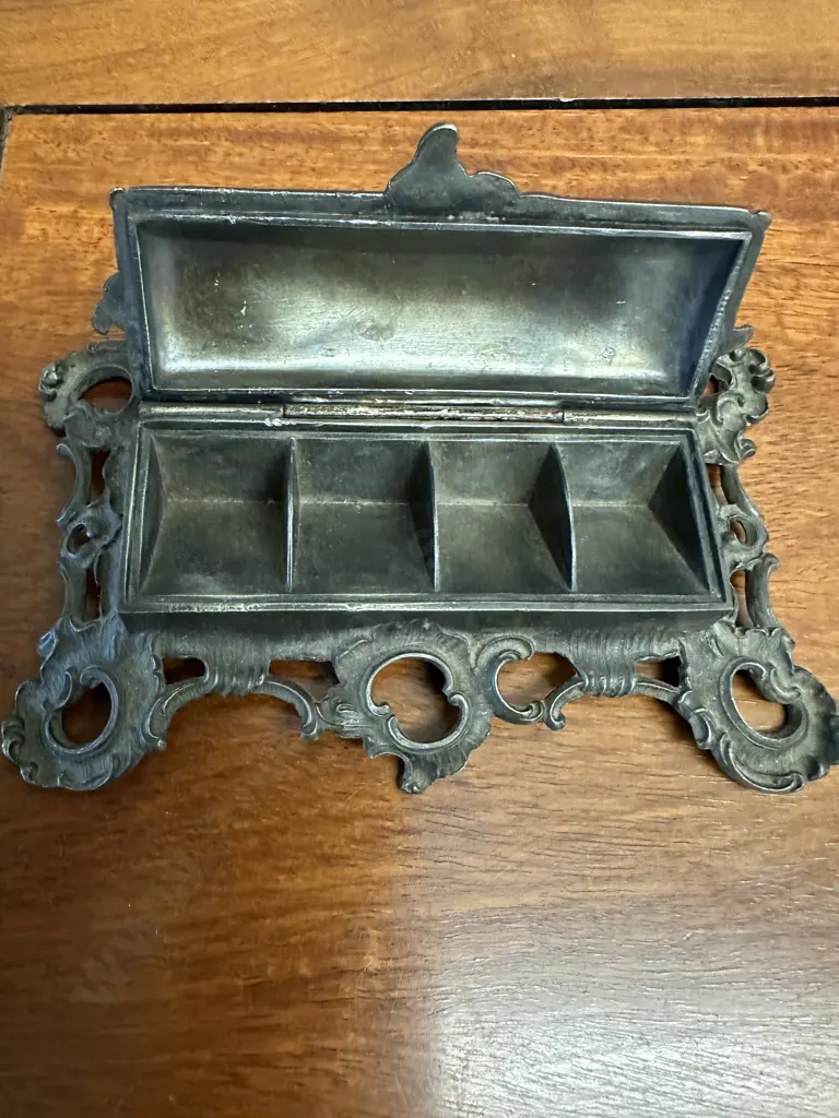 Art Nouveau Stamp Box Image 1++