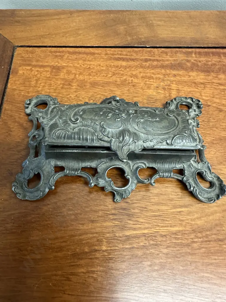 Art Nouveau Stamp Box Image 1++