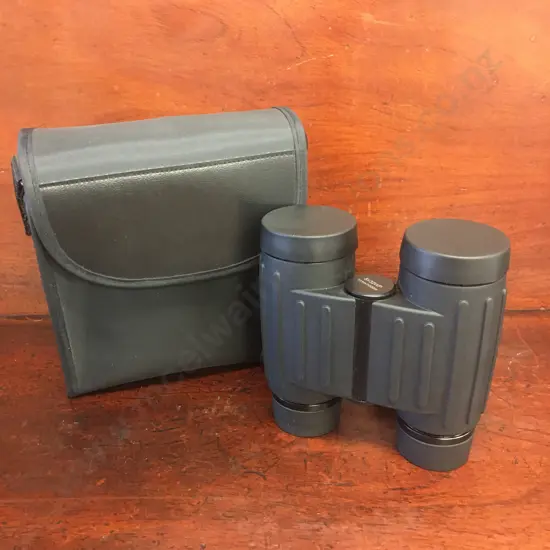 Binoculars In Black Case 8x32wp 131m/10000m