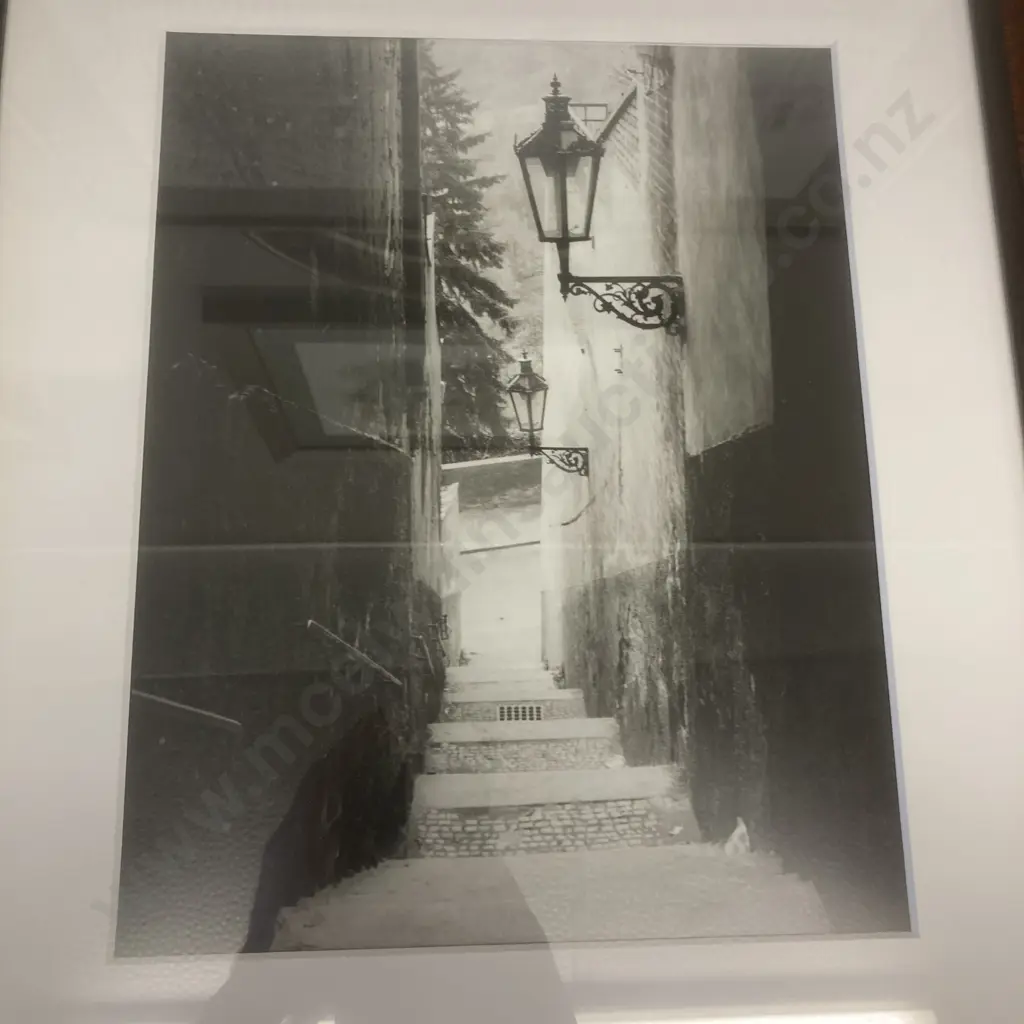 Framed Art & Prints Image 1++