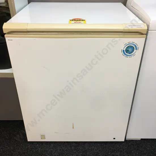 Fisher & Paykel 216 Litre Chest Freezer, Model H220X