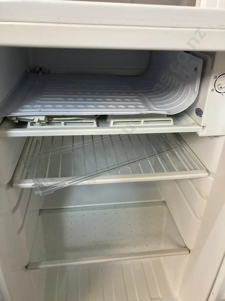 Haier Bar Fridge Image 1++