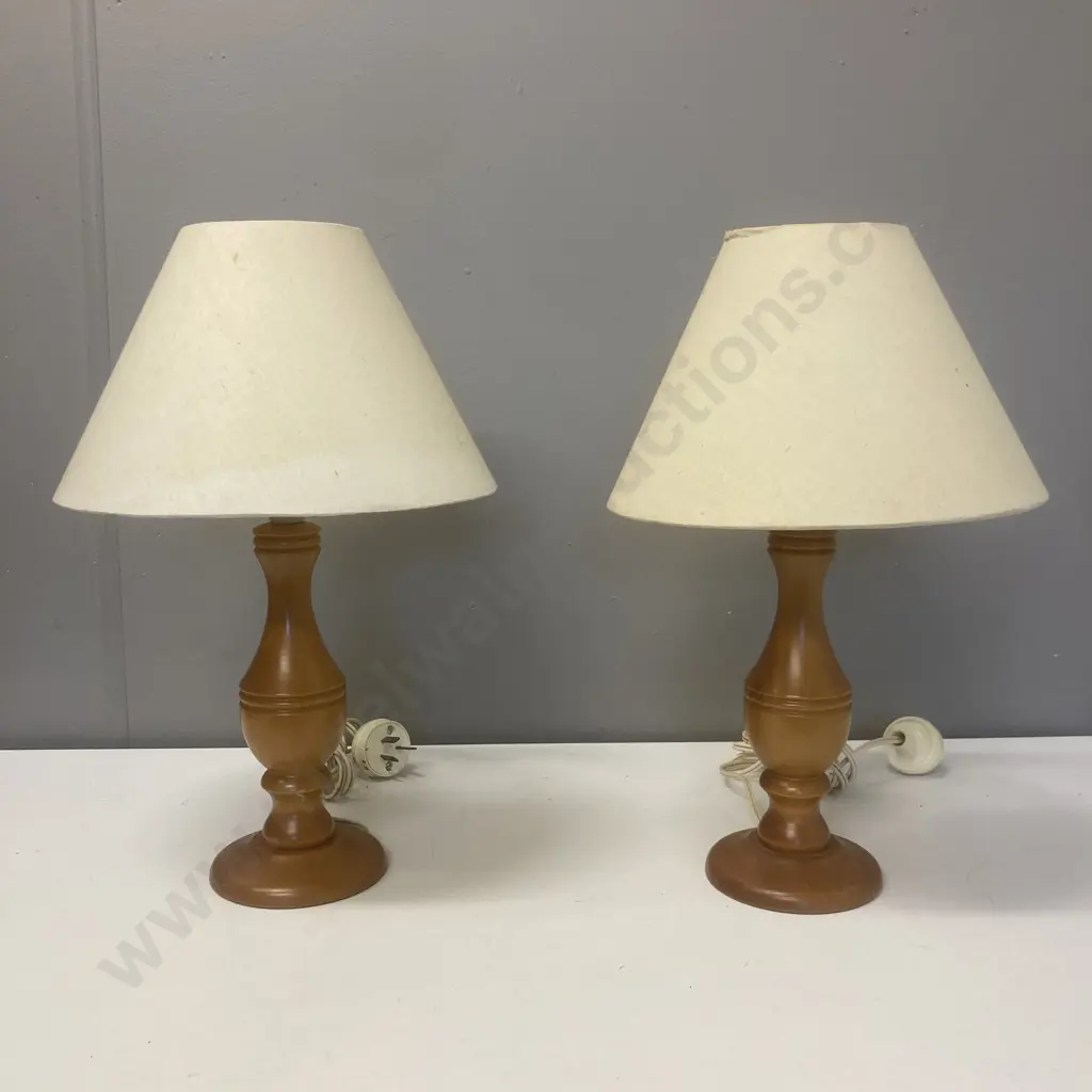 Pair of Mid Century Seewood Lighting (NZ) Bedside Lamps. H39cm Image 1++