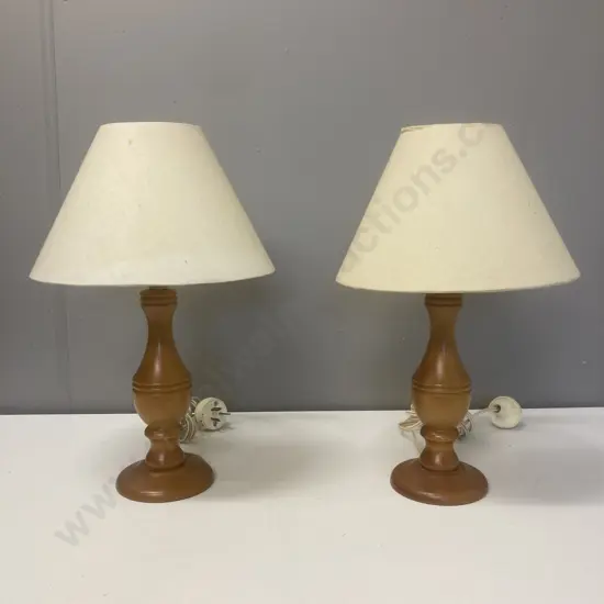 Pair of Mid Century Seewood Lighting (NZ) Bedside Lamps. H39cm