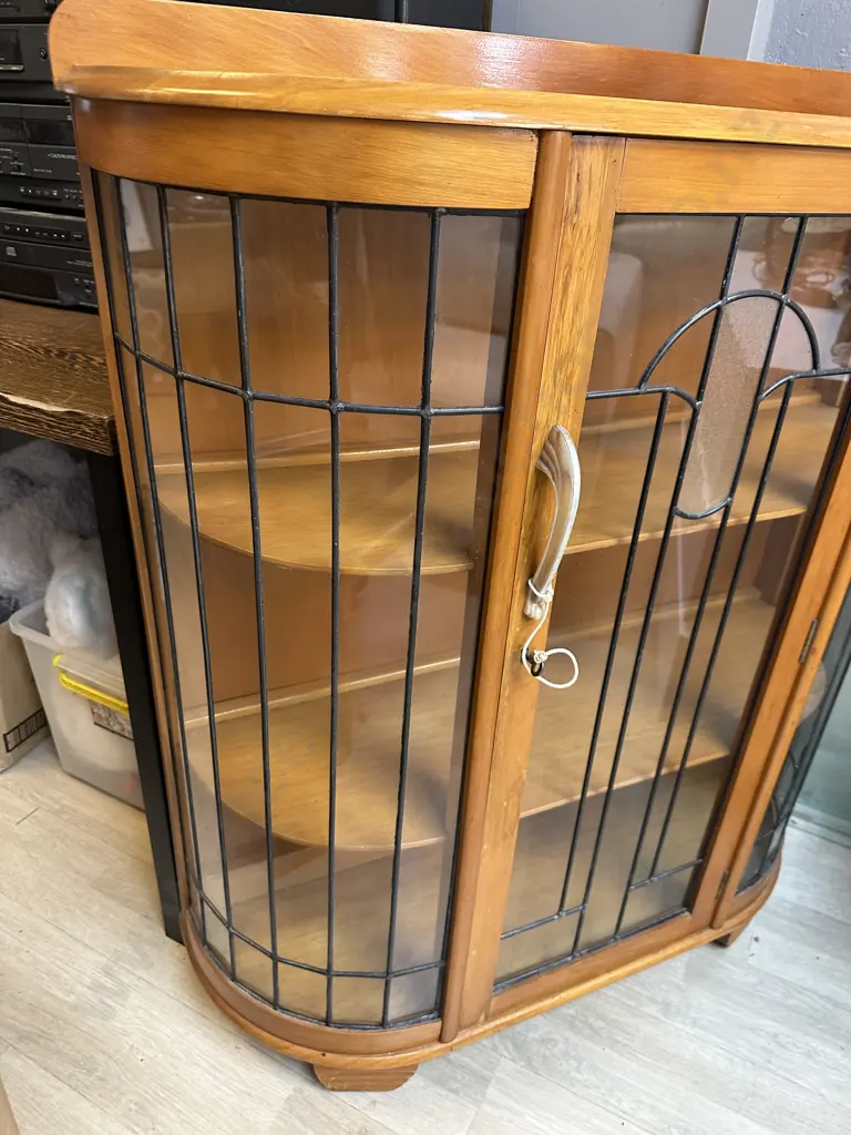 Art Deco Leadlight Bowfront China Cabinet With Key. H107 W91 D30cm Image 1++