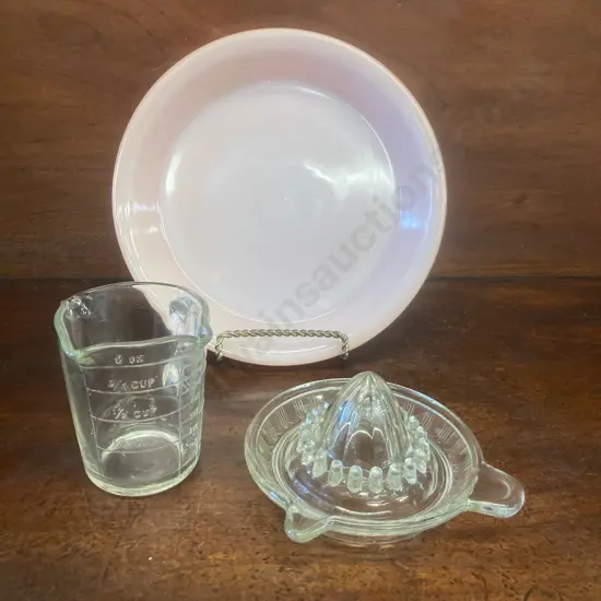 Vintage 3 Lip Glass Measuring Jug, Glass Reamer Juicer, Glasbake USA Dish