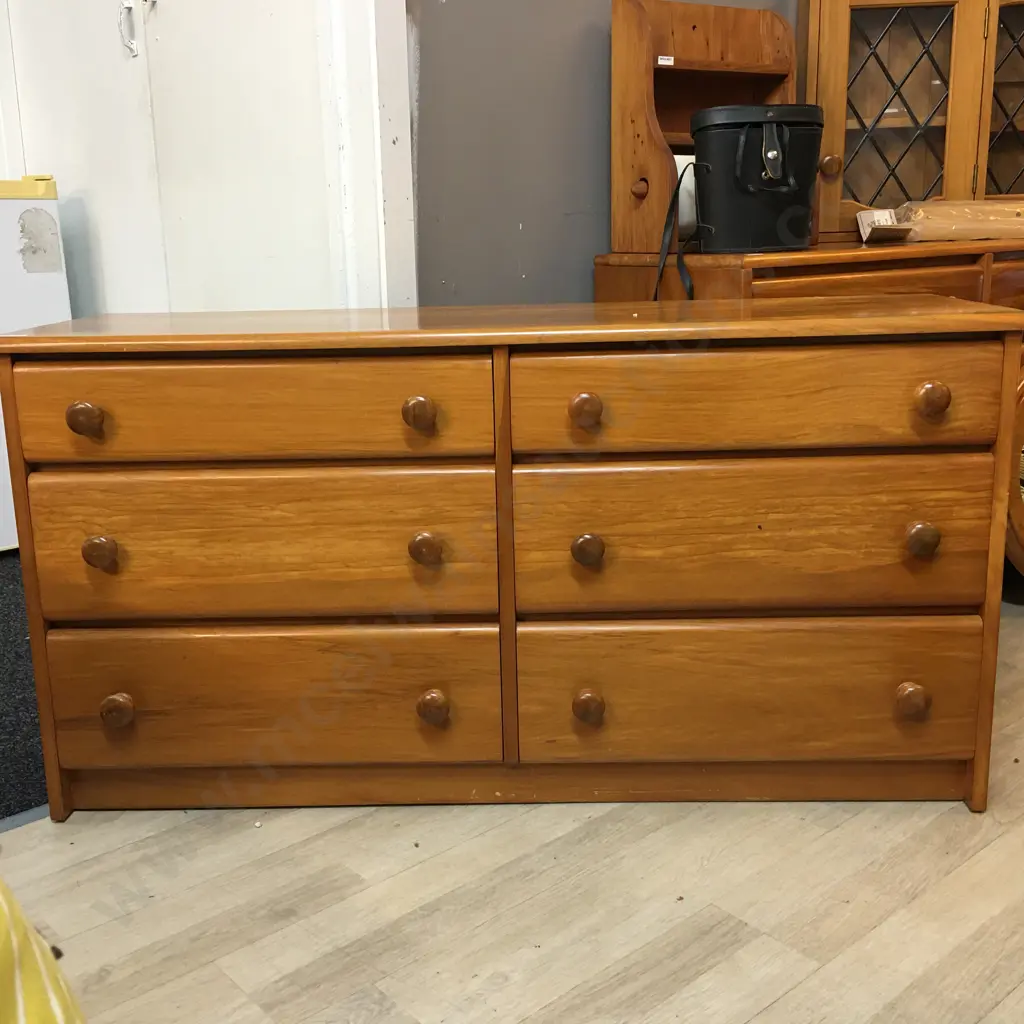 Rimu 6 Drawer Lowboy With Colonial Knob Handles. H62 W119 D37cm Image 1++