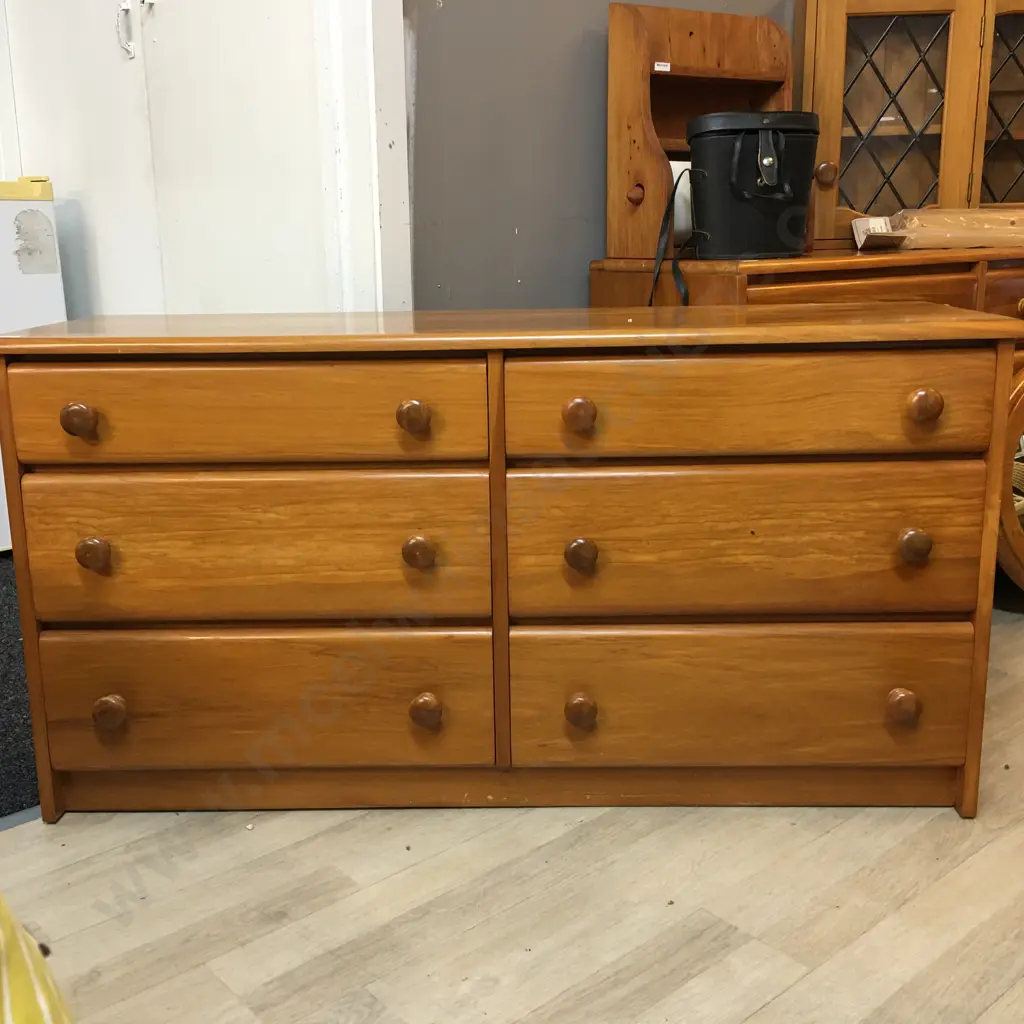 Rimu 6 Drawer Lowboy With Colonial Knob Handles. H62 W119 D37cm Image 1++