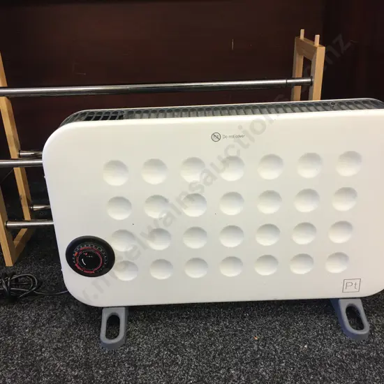 Goldair Heater Model GPCV36OW & Shoe Rack