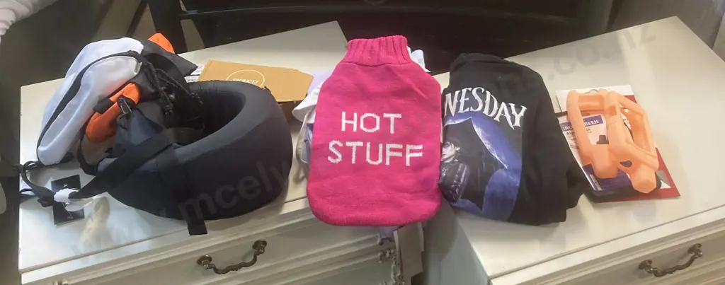 Box Lot Womans Converse Chuck Taylor Dainty Canvas Low White, Size US8, Garmin Items, Clothing, ACU Pressure Band Etc Image 1++
