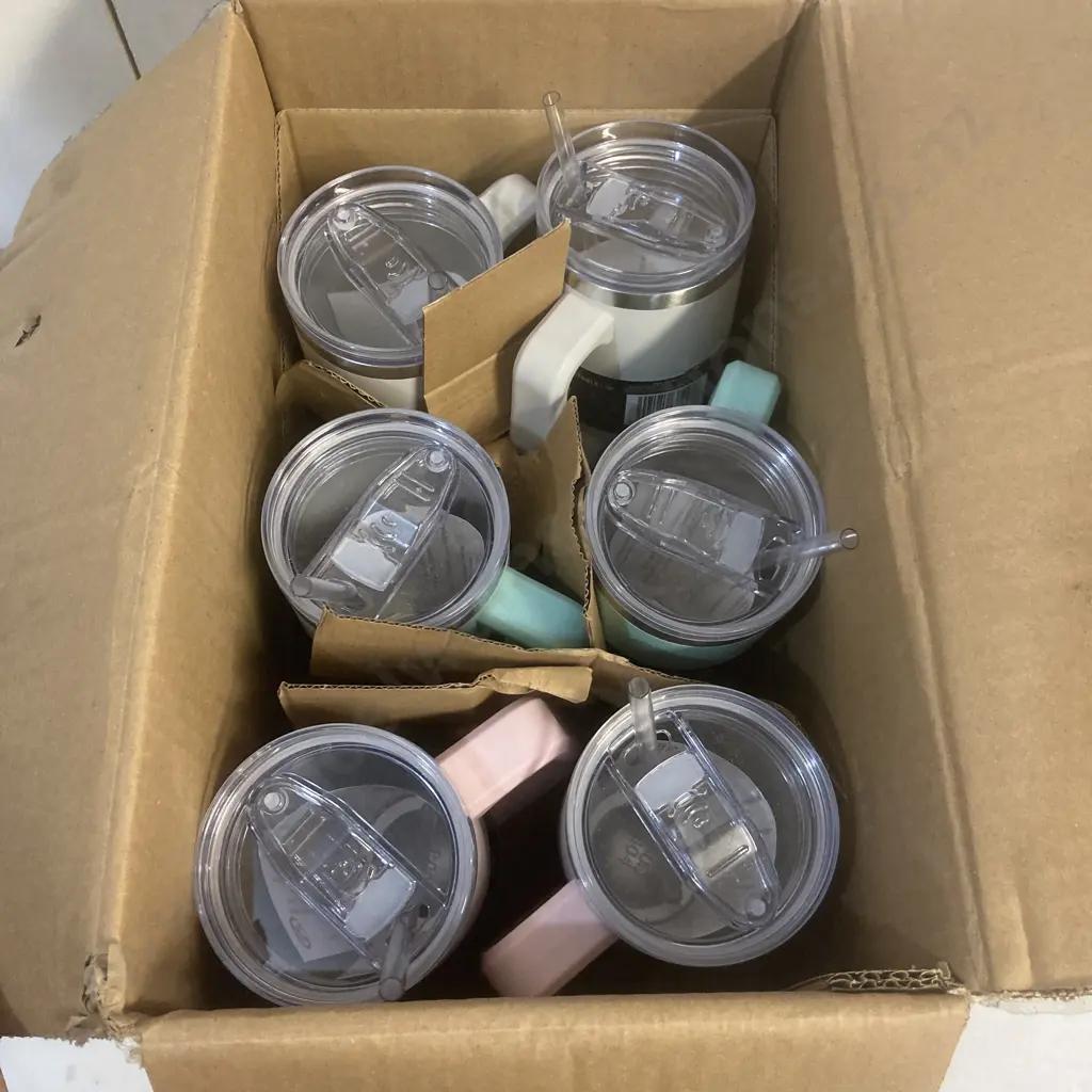 Seymour's 6 x SS Versa Cup With Straw 850ml, Green / Gray / Pink Image 1++