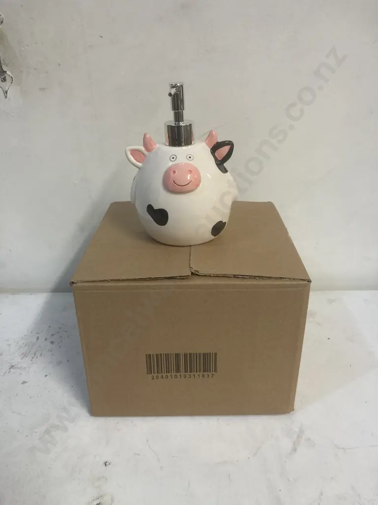 Lot of 4 Cow Ceramic Soap Dispensers Image 1++