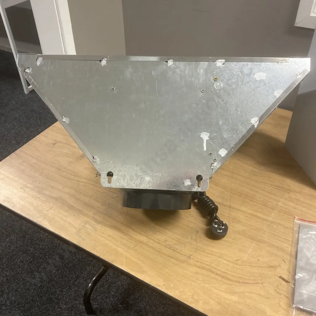 Fisher & Paykel 60cm Canopy Rangehood With Manual (Never Installed), HC60PCHTX Image 1++
