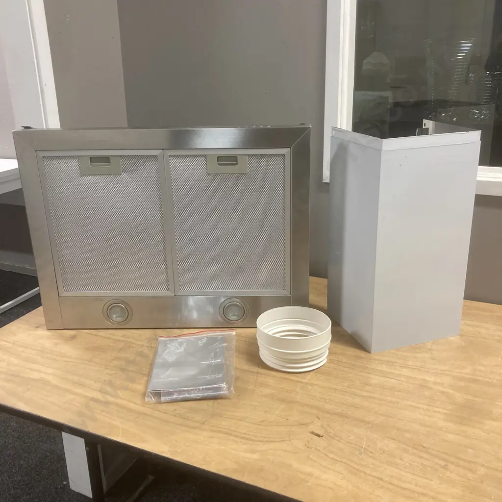 Fisher & Paykel 60cm Canopy Rangehood With Manual (Never Installed), HC60PCHTX Image 1++
