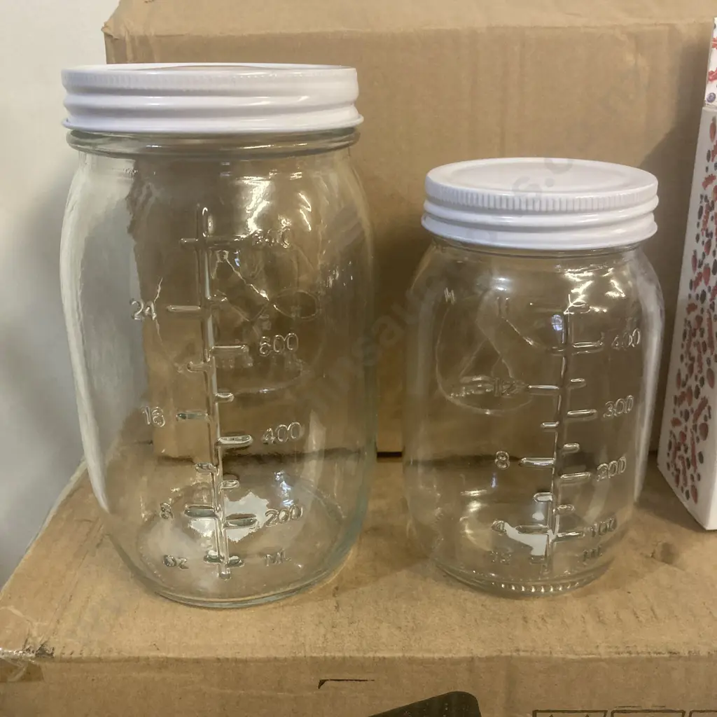 Kates Kitchen Embossed Preserving Jars, 12x500ml, 12x1LT & 12 Boxes of 6x70mm Jar Crew Lids Image 1++