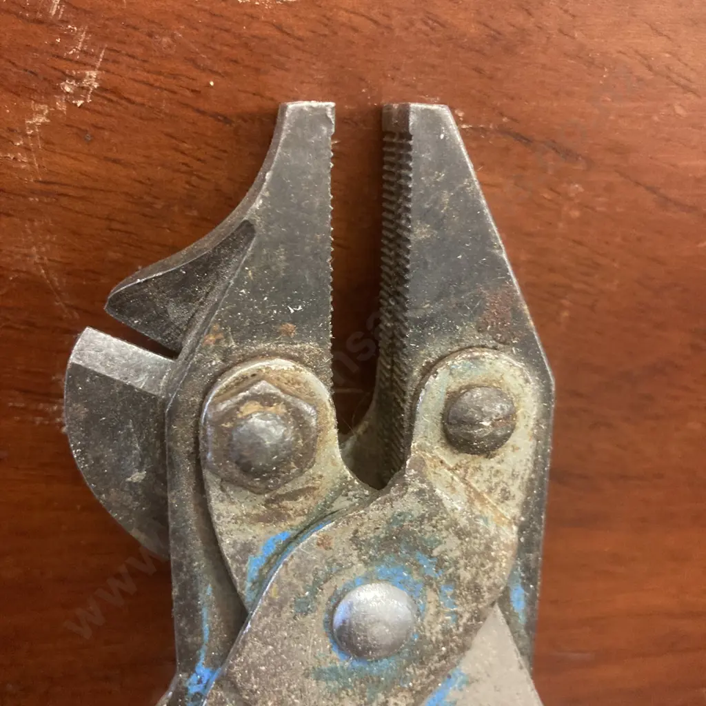 Maun Industries England Fencing Plier Comfort Grips Image 1++