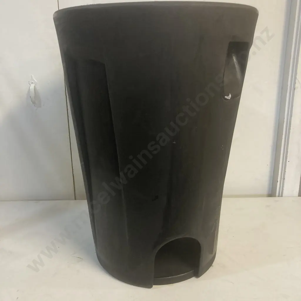 Transnet Service Pit With Lid (TUDS325SLID) 59 x 43cm Image 1++
