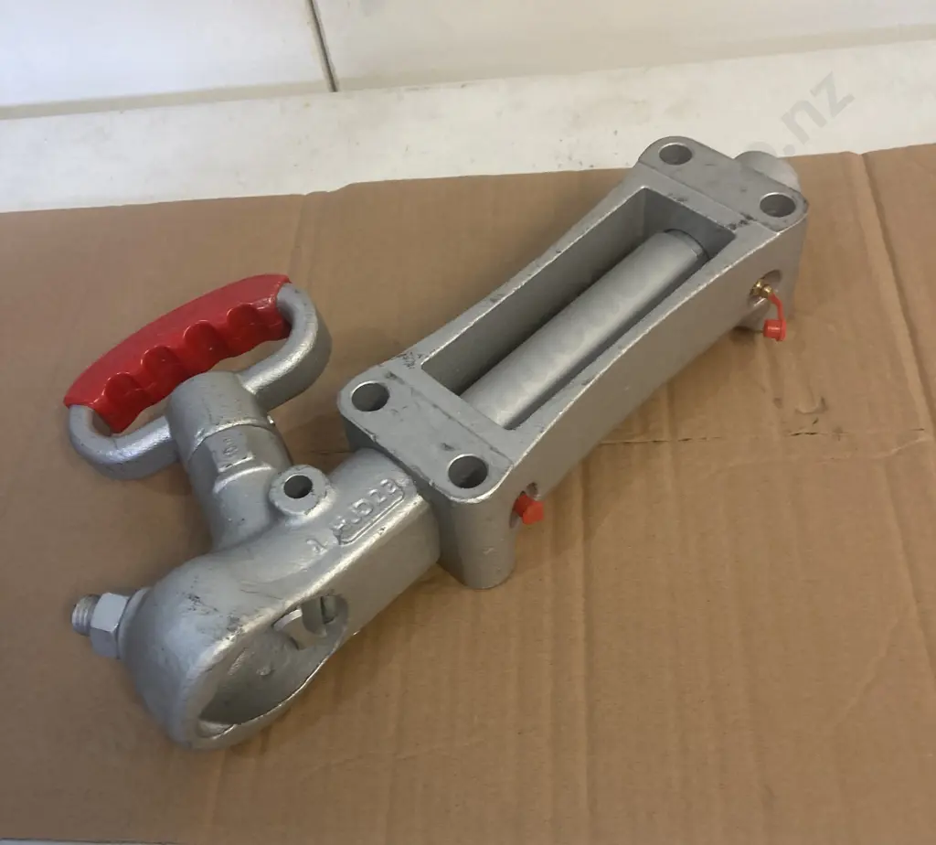 Trojan Duo Fit Coupling Stamped HJH22 Image 1++
