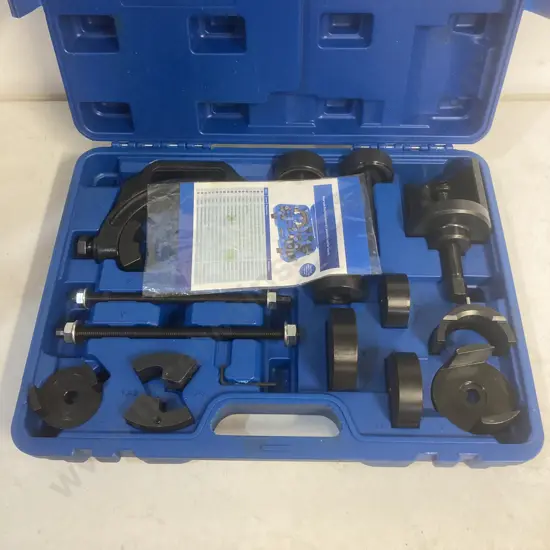 Subframe Bush Fitting Kit In Case (Toyota?)