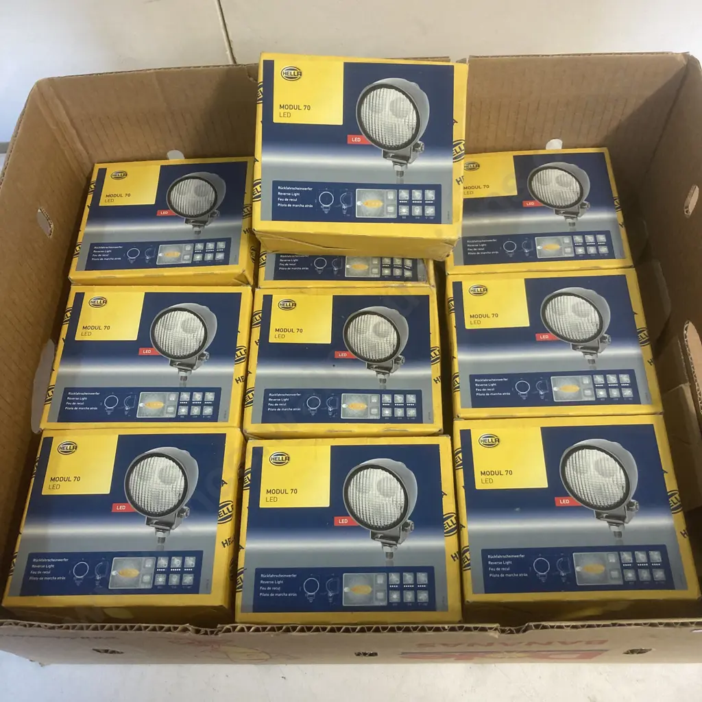 Lot of 10 Hella 1547-RE LED Reversing Lamps Image 1++