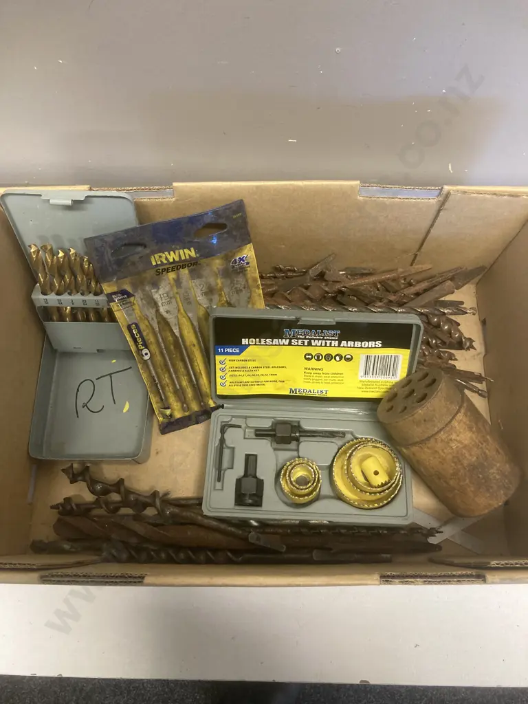 Box Lot Augers, Hole Saw Kit, Drill Bits Etc Image 1++