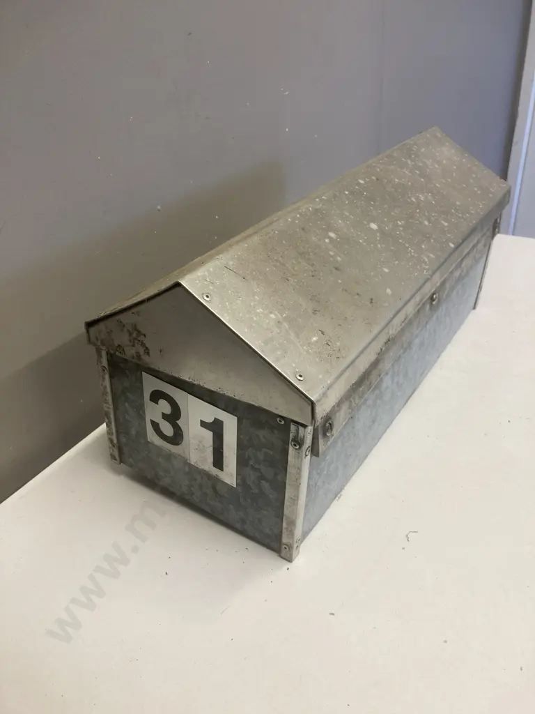Steel Toolbox, Assorted Sanding, Cutting, Polishing Discs, Circular Saw Blade Etc Image 1++