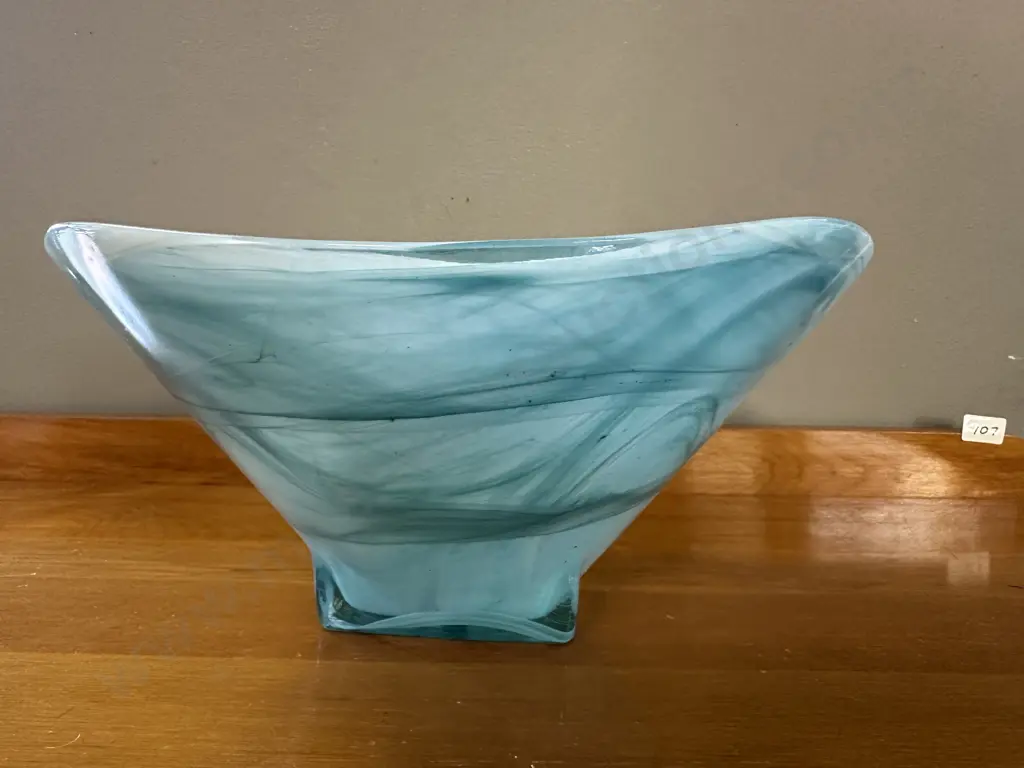 Stunning Art Glass Bowl H14, Diam29cm. Image 1++