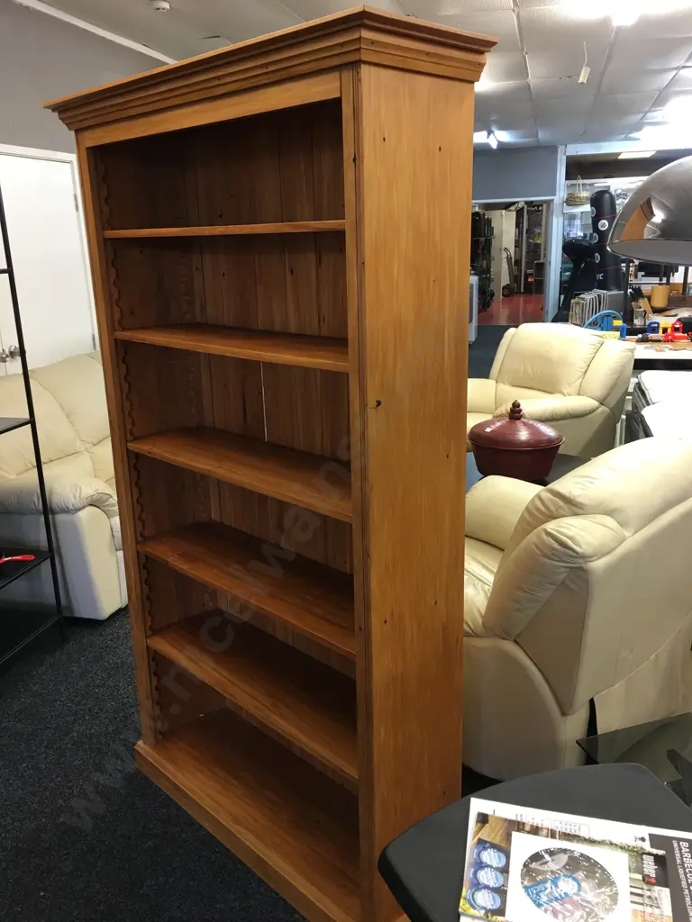 Rimu Bookcase, 5 Adjustable Shelves, T&G Back. H190 W110 D35cm Image 1++