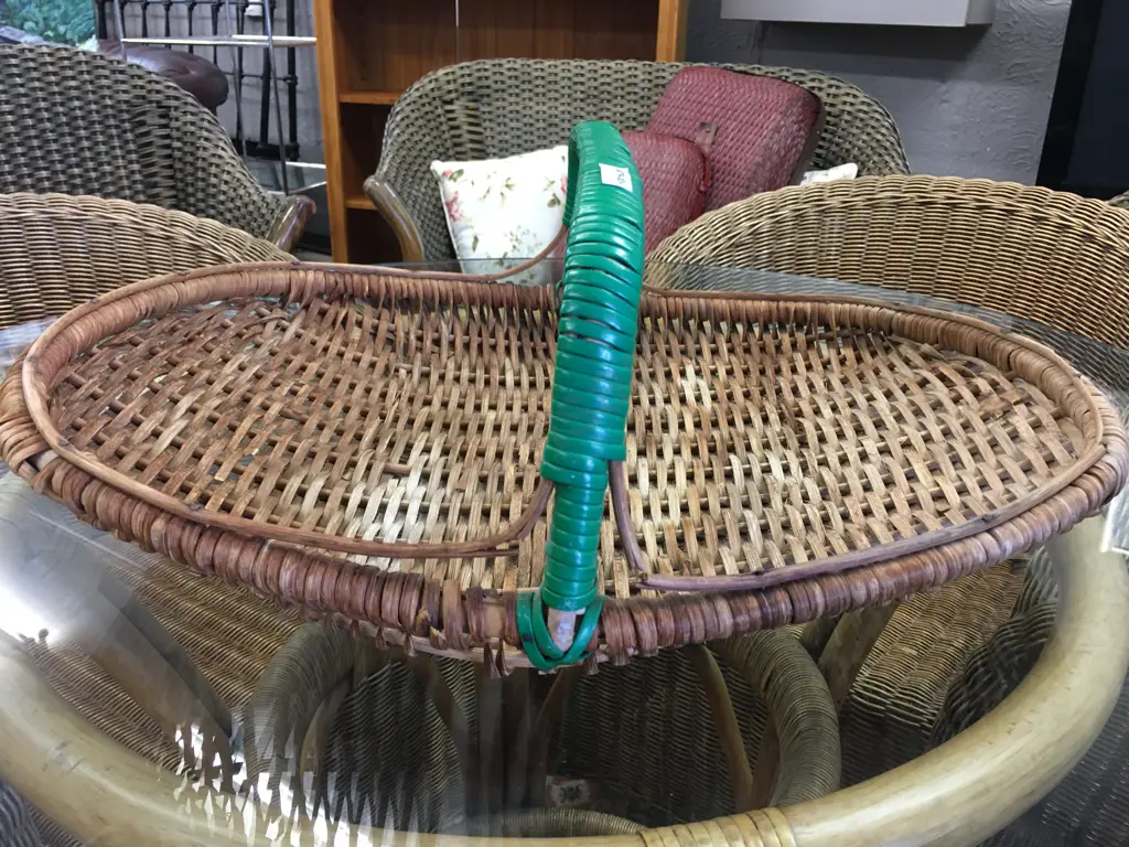 Vintage Woven Wicker Flower Trug. H20 W57 D48cm Image 1++