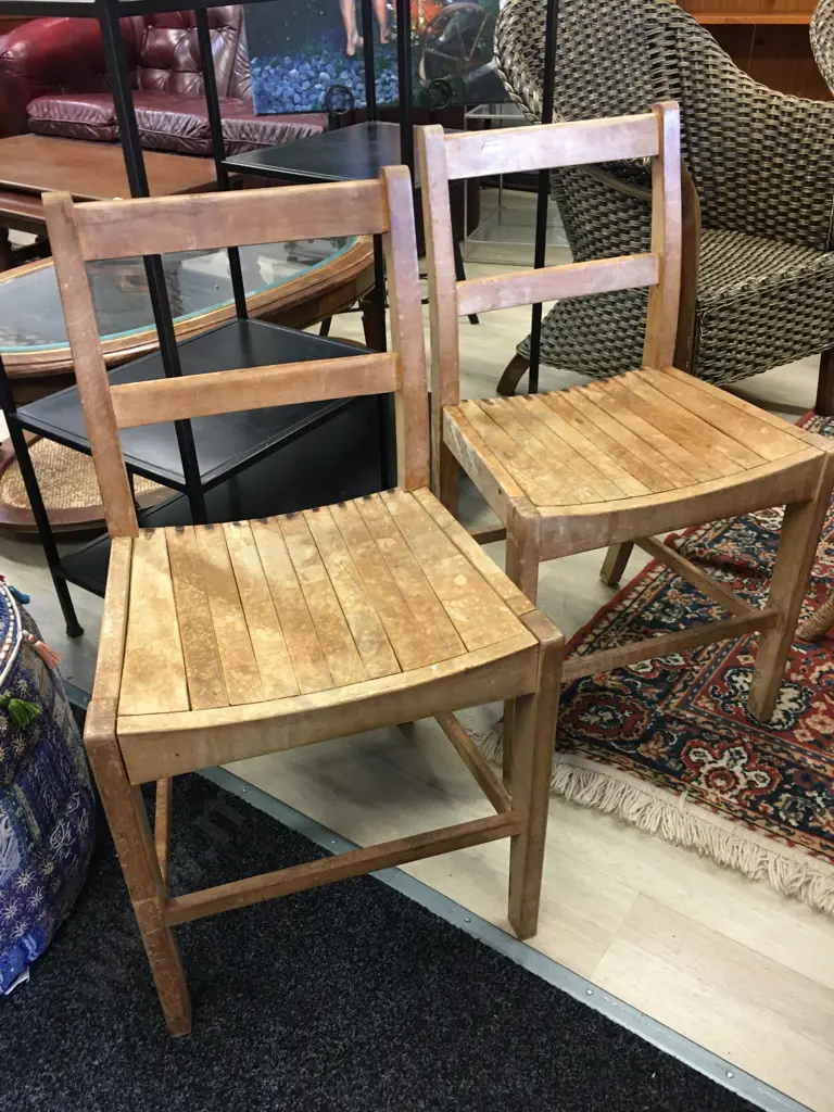 Pair of Vintage Wooden Chairs Image 1++
