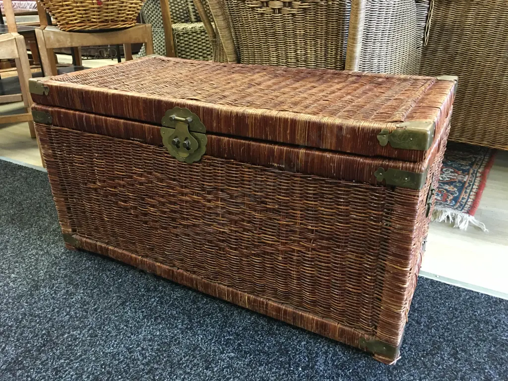 Woven Wicker & Brass Blanket Box. H42 W80 D40cm Image 1++