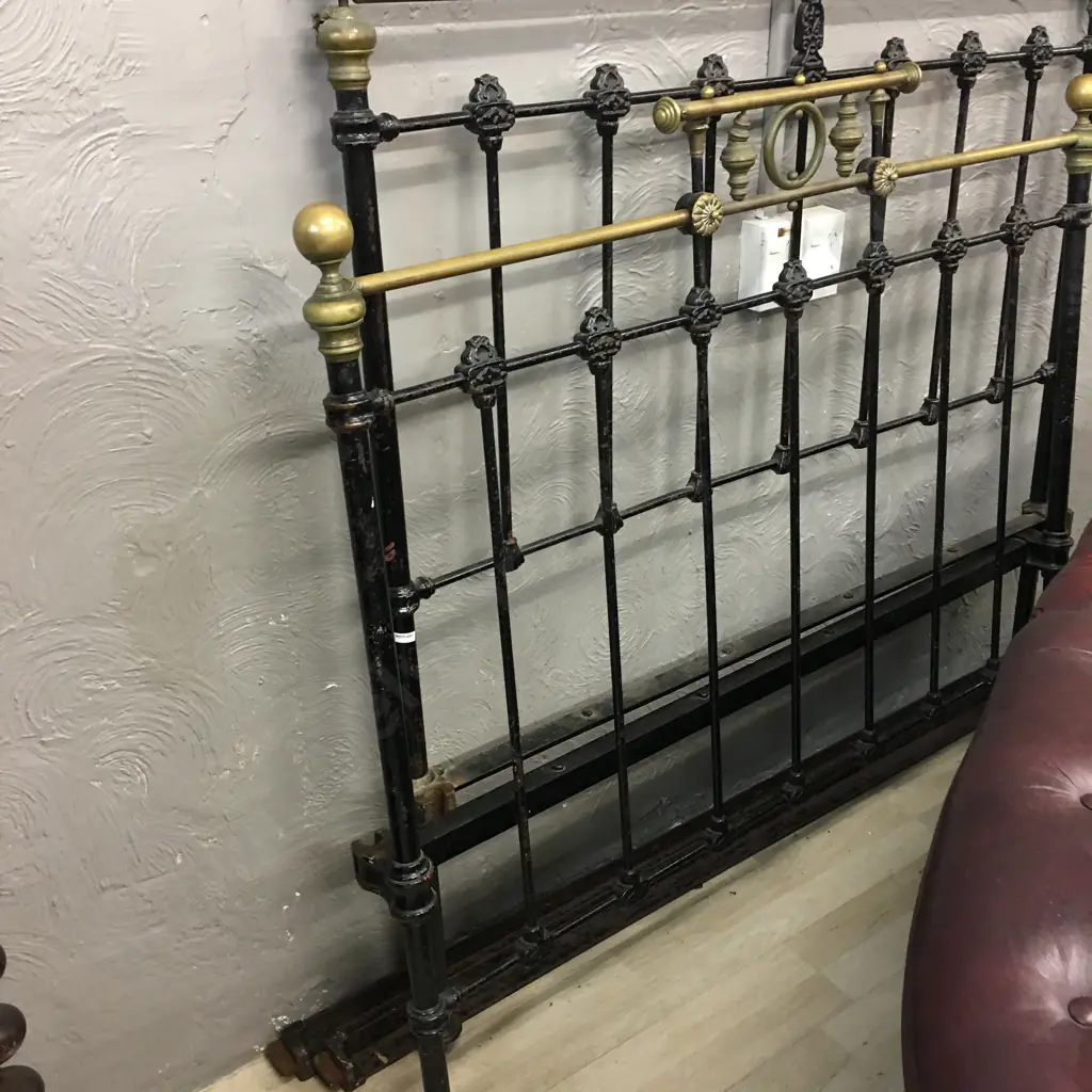 Antique Iron Bed Frame Image 1++