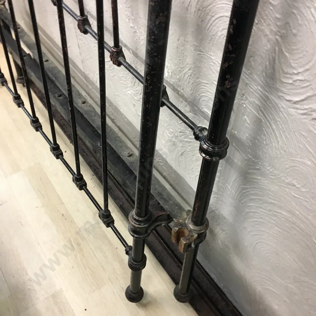 Antique Iron Bed Frame Image 1++