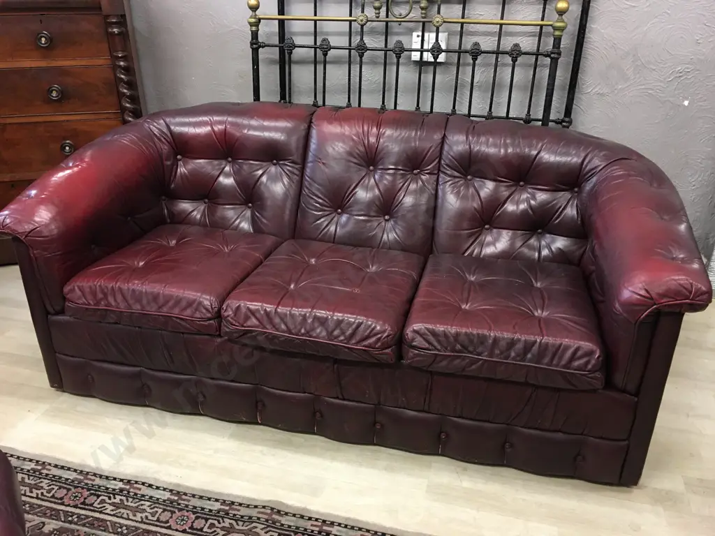 Burgundy Leather Button Back 3 Seater & 2 Seater Couches With Ottoman With Storage Image 1++