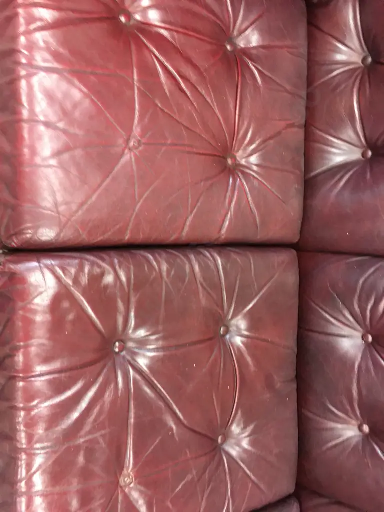 Burgundy Leather Button Back 3 Seater & 2 Seater Couches With Ottoman With Storage Image 1++