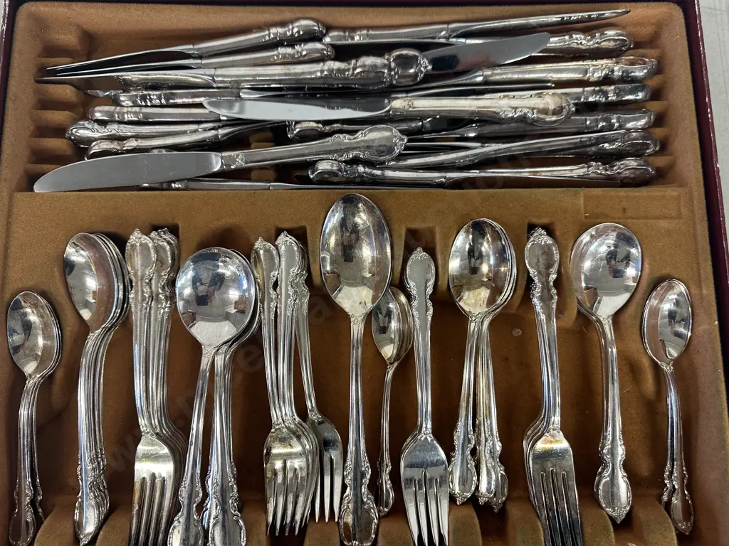 Rogers Bros 'Reflection' Silver Plated Flatware Image 1++